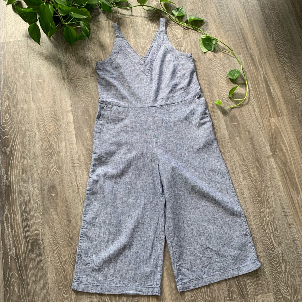 Linen flowy capri romper/jumpsuit